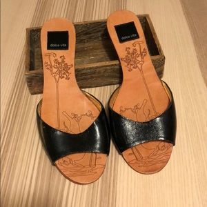 Dolce Vita • Leather Slides